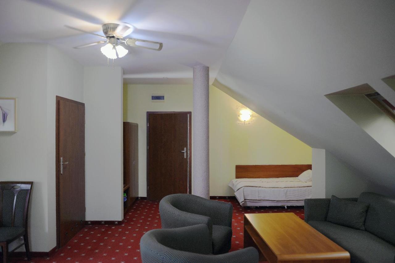 Gosciniec Czarci Mlyn Bed & Breakfast 3*