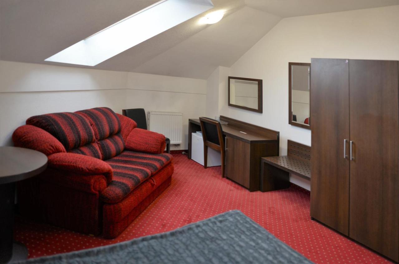 Bed & Breakfast Gosciniec Czarci Mlyn Bedzin